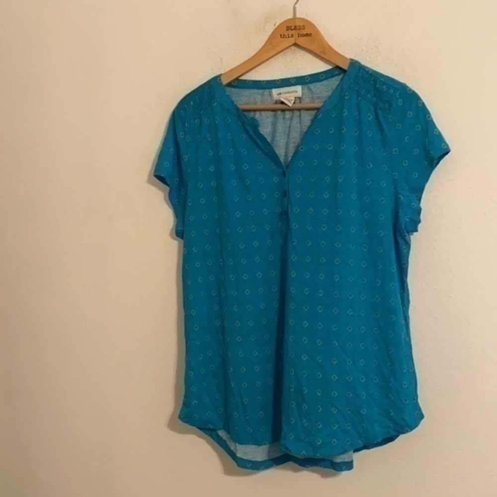 LIZ CLAIBORNE BLUE SHORT SLEEVE BLOUSE LARGE